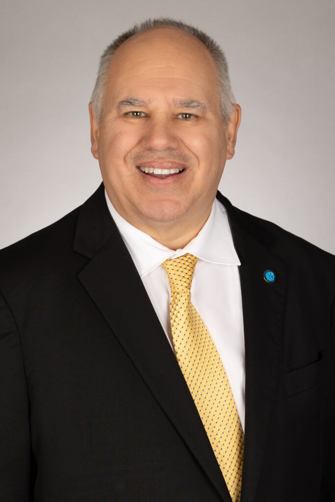 Monteiro_Headshot web